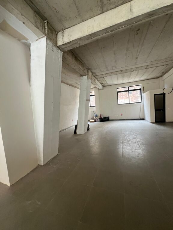 UFFICIO IN AFFITTO 160M2 NUOVO MERCATO
