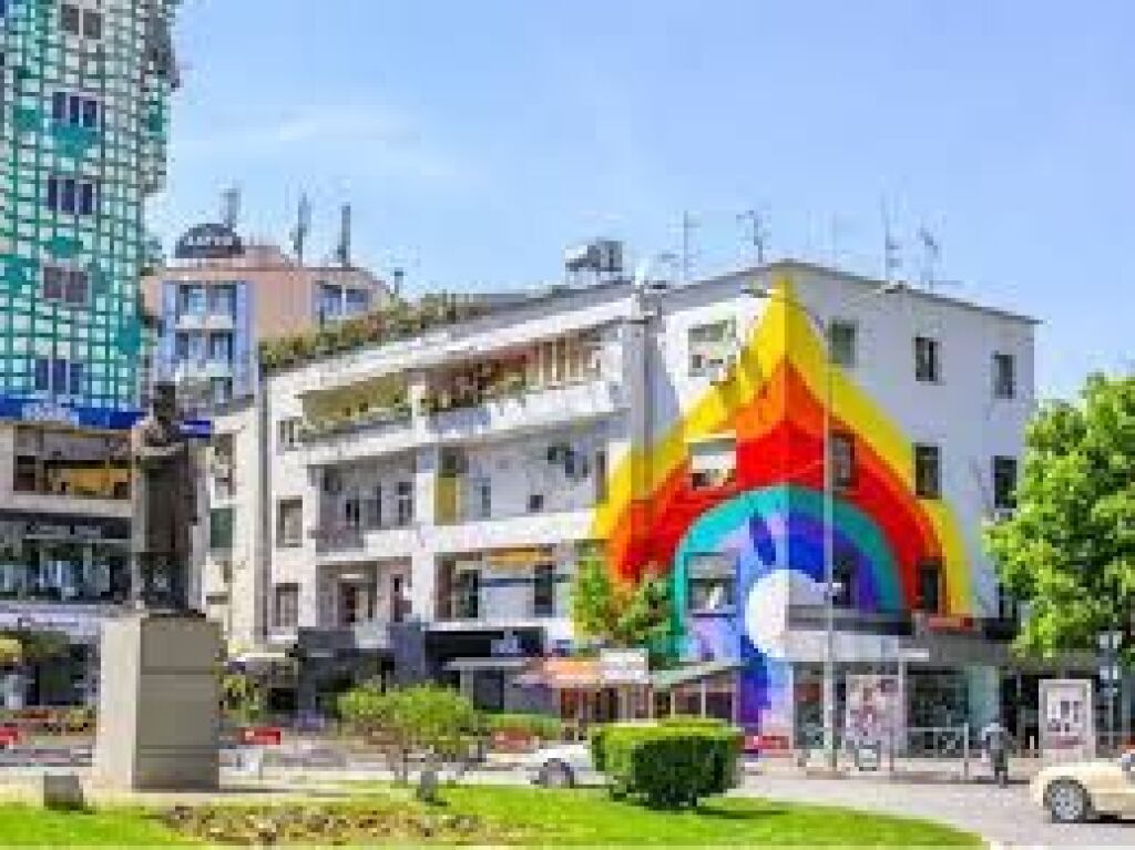FOR SALE APARTMENT 2+1 WILLSON SQUARE