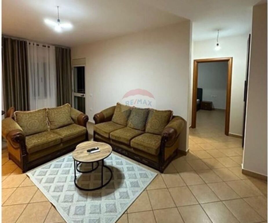🏡 Apartament 1+1 për qira Jumbo, Vlore