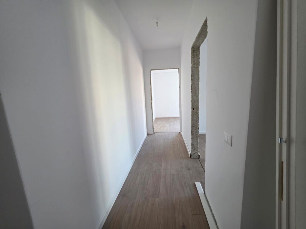 Ali Demi Shitet Apartament 2+1