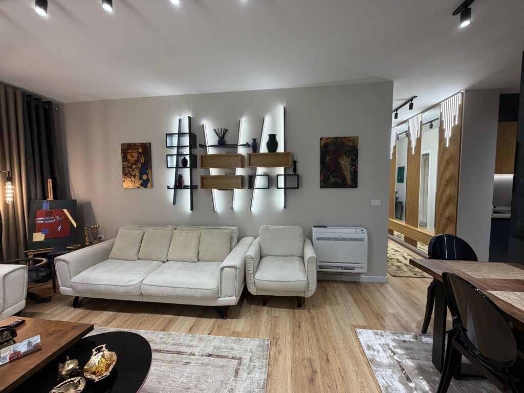 Apartment 2+1 with parking space , Kodra e Diellit
