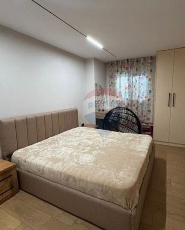Garsoniere - Për Qira - Shkolla e Bashkuar, Tiranë ID:530281057-82