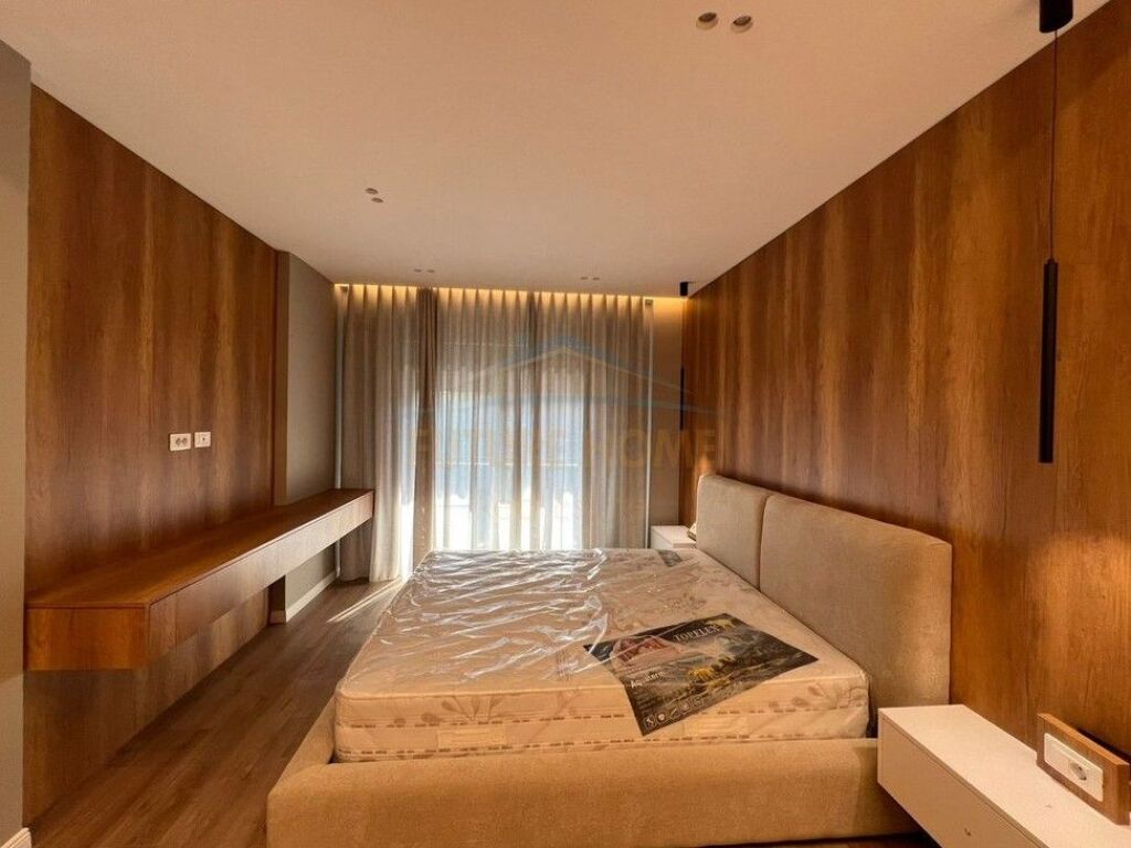 Rent, Apartment 2+1+Parking, Elbasani Street, Tirana