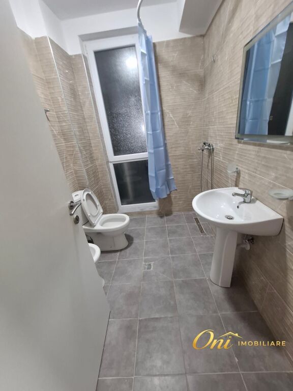 JEPET APARTAMENT ME QERA 2+1 RRUGA 5 MAJ