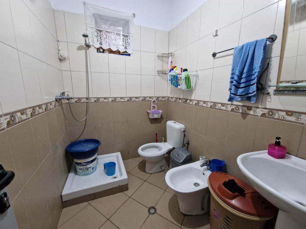 Vile per shitje 1 Kateshe Ne Yzberisht (ID BV0113) Tirane