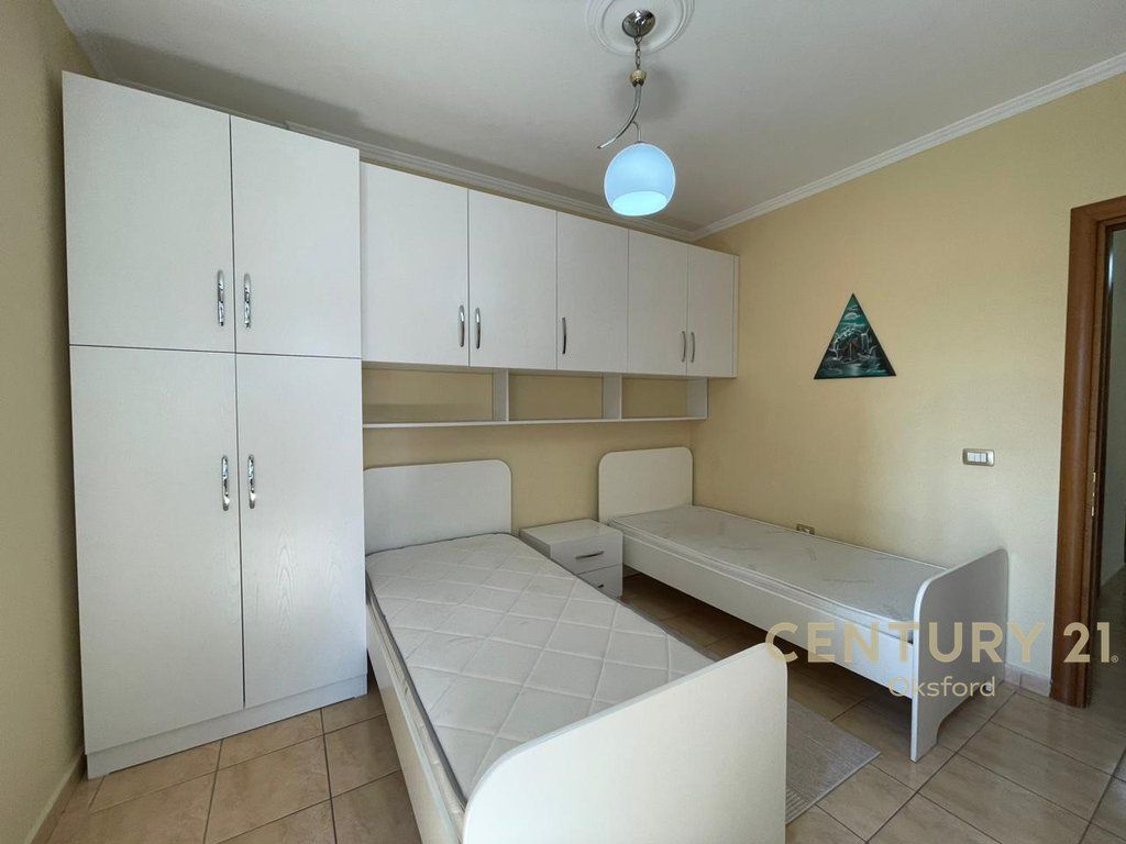 2+1 apartment for rent at Wilson Square