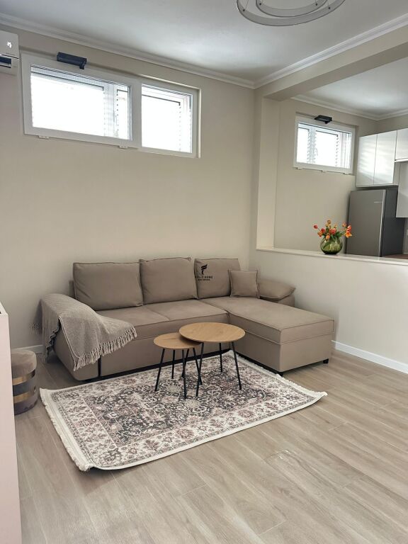 APARTAMENT ME QERA 1+1 OXHAKU 55.000 LEKE FH-73312