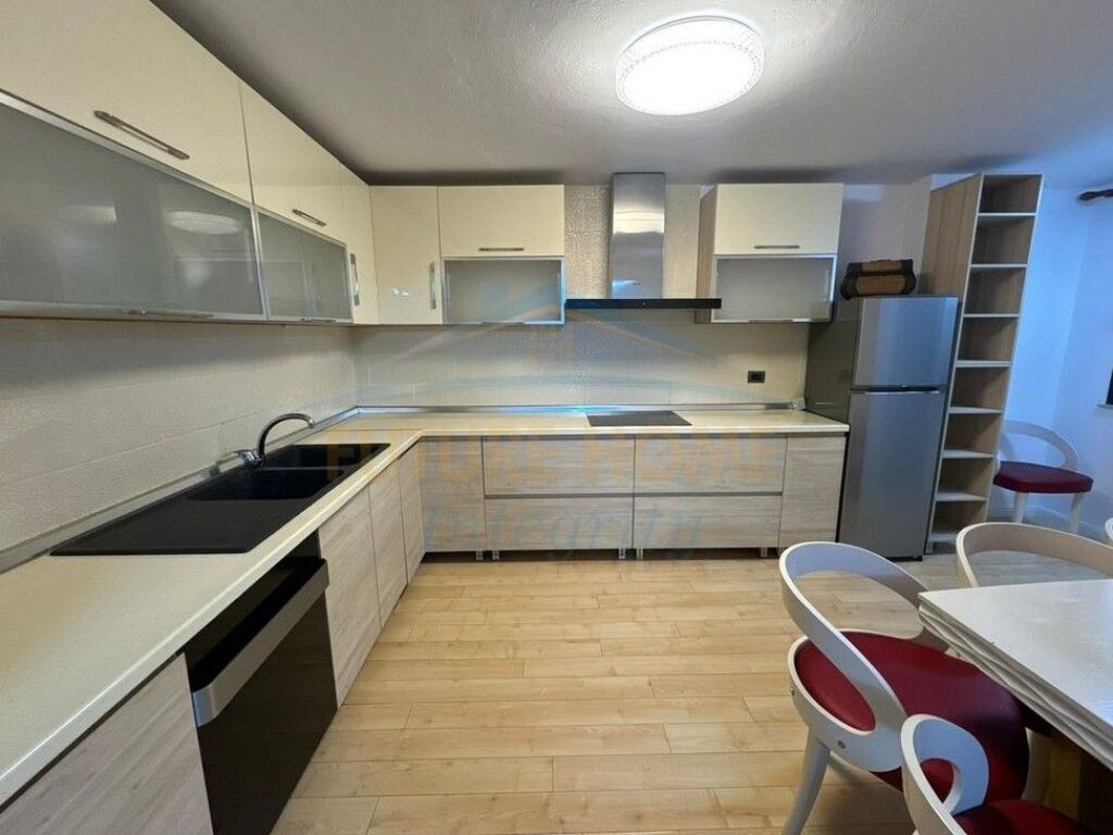 For sale, 2+1 Apartment, Ballet School, Tirana.