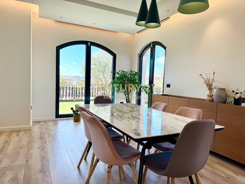 Vile moderne per qera ne Tuscany Villas 2