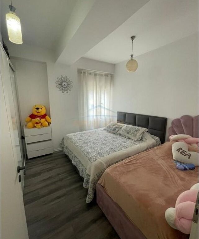 Shitet, Apartament 1+1, Materniteti Ri.