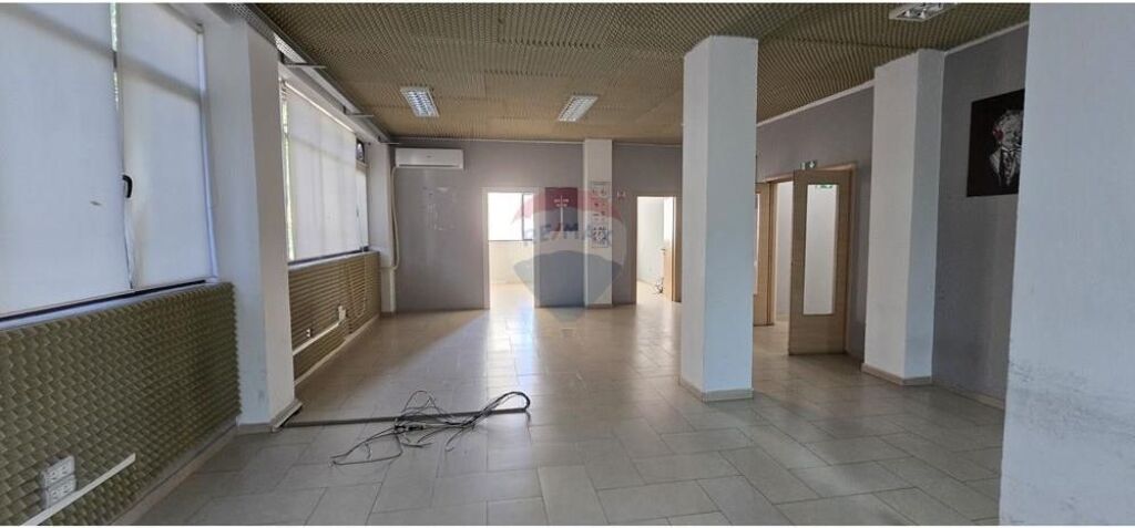 Ufficio - In Affitto - Via Budi, Tirana(ID: 530481008-131)