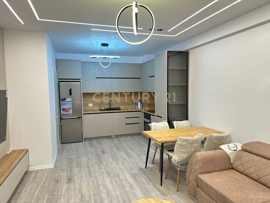 APARTAMENT 1+1 ME QIRA, URBAN GATE, TIRANE! - View 4