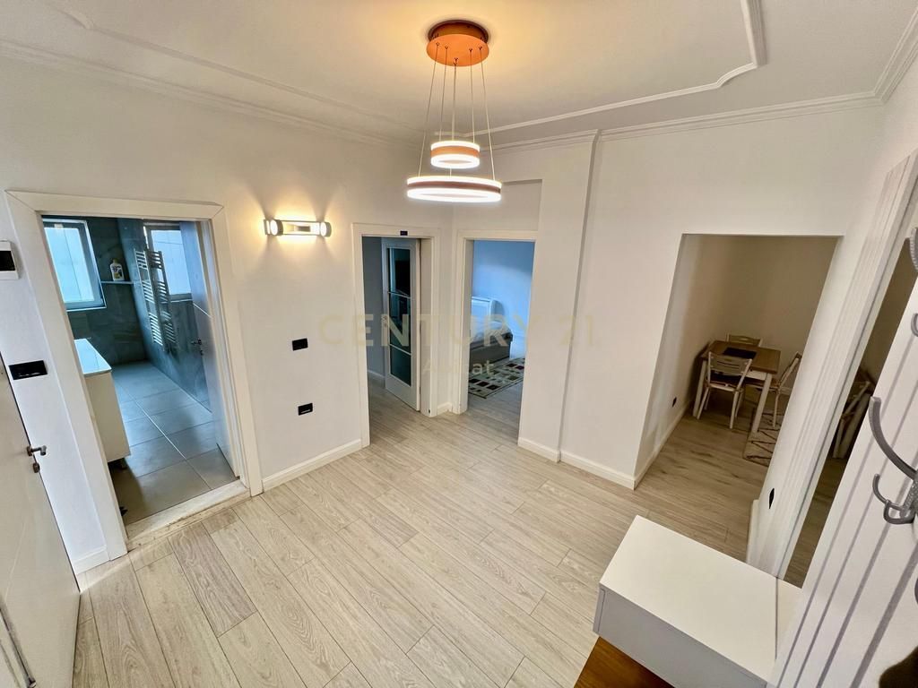 QIRA, APARTAMENT MODERN 2+1, BLLOK‼️ 950 € /Muaj