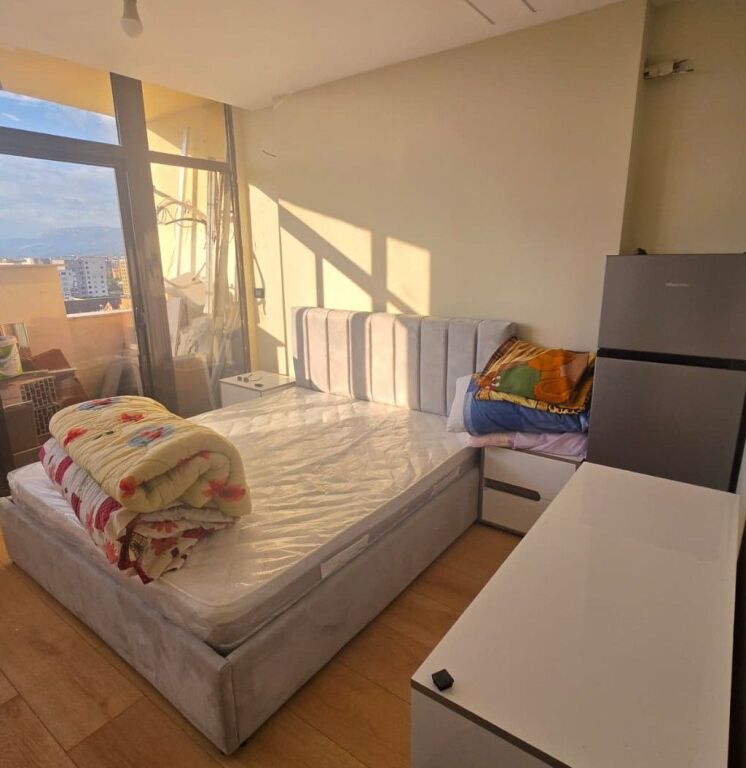 Apartment 2+1 for rent with an area of 90m², in the Globe area, opposite Delijorgji.