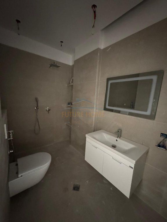 Apartment 2+1 for sale 5 May Street, Tirana