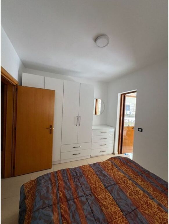 Apartament 1+1+Verandë për Qira tek Fortuzi!