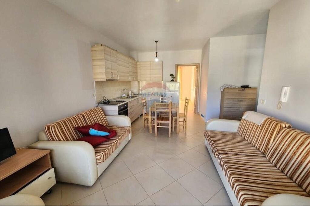 Apartament 1+1 me qira Kopshti Zologjik!