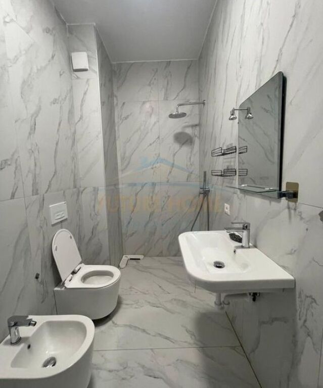 Shitet, Apartament 1+1, Rezidenca Kaimi, Tiranë.