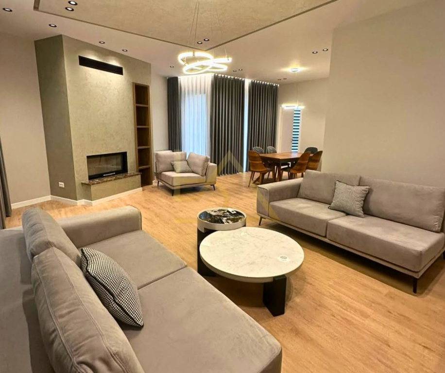 Villa in Affitto – Lago Secco, Tirana