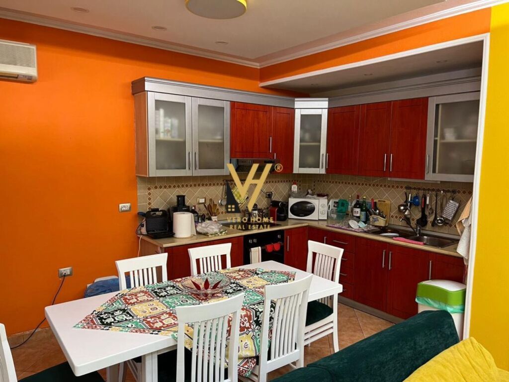 FOR SALE 2+1 APARTMENT AT MALI I ROBIT 140,000 EURO