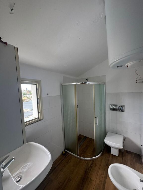 APARTAMENT 2+1 PER QERA TEK RRUGA PJETER BUDI