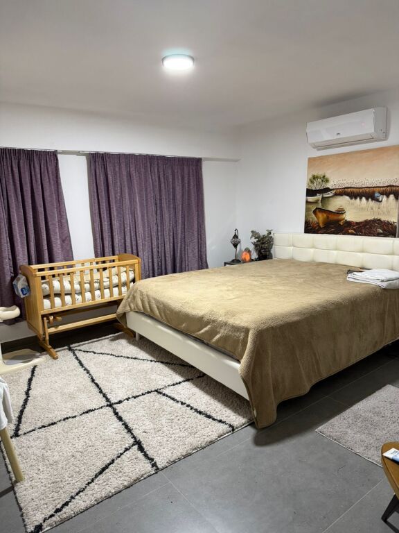 Shitet Apartament 3+1 Te kodra e Diellit 2