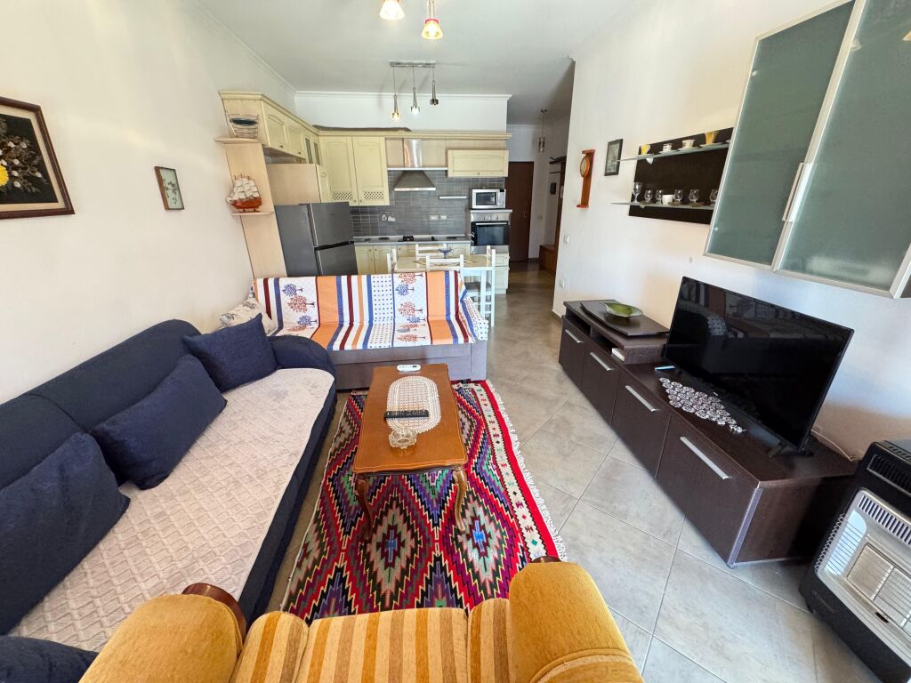 Jepet me qera Apartament 2+1+2  Adresa : Don bosko vizion +  I mobiluar  Kati 2  Cmimi 600 €