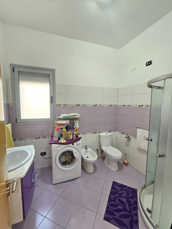 AFFITTASI SUPER APPARTAMENTO 3+1 A SHIJAK