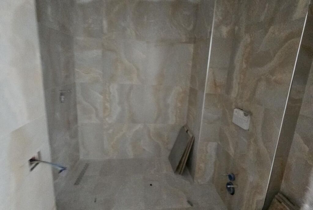 Ne Astir Prane Vila L Shitet Apartament 1+1 Me Planimetri Perfekte!