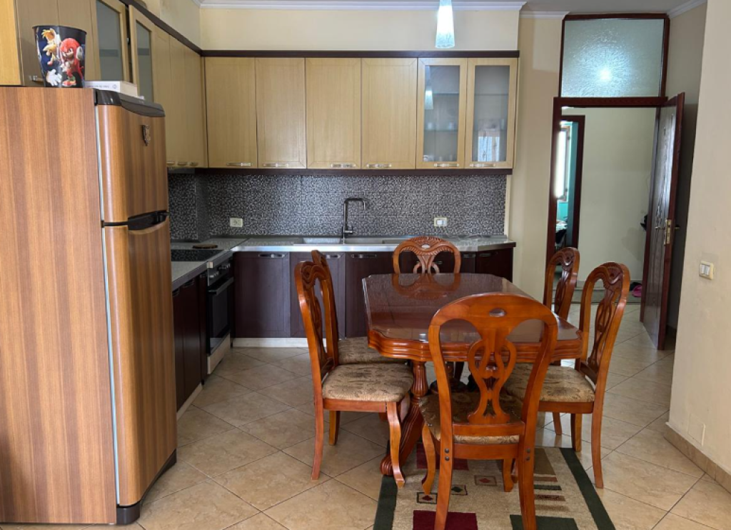 Apartament 2+1 për Shitje | Pranë Casa Italia
