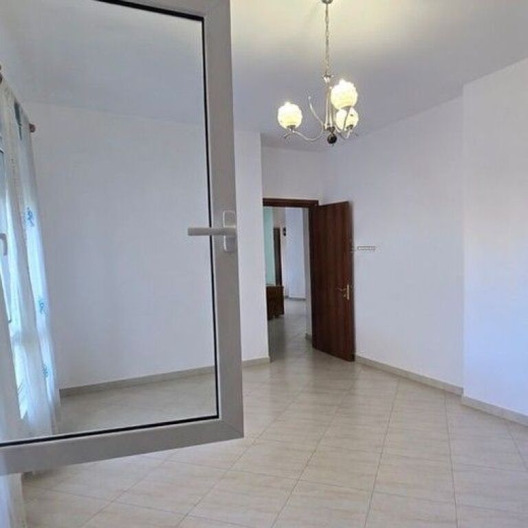 🏡✨ Shitet Apartament 2+1+2 – Pazari i Ri ✨🏡