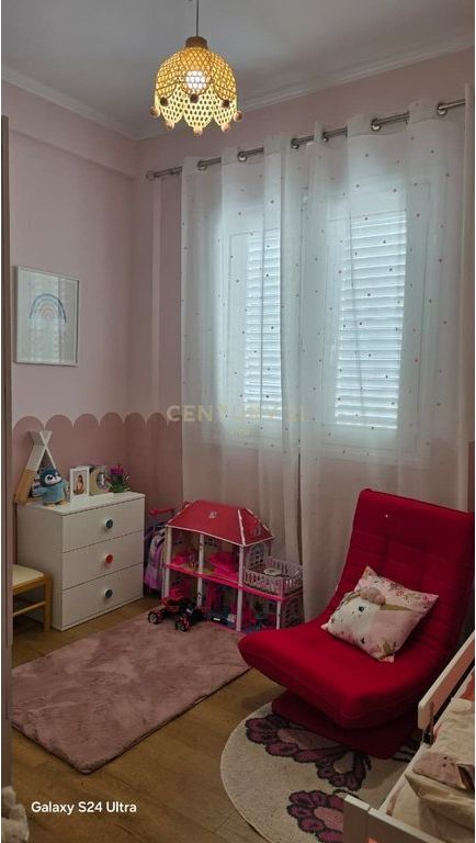 Villa su 3 piani in vendita a Durrës, !!