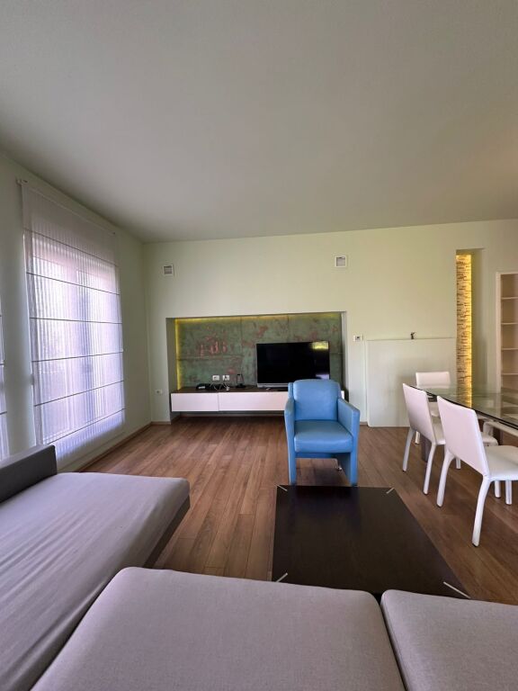 VILLA PREMIUM IN AFFITTO VICINO A TEG