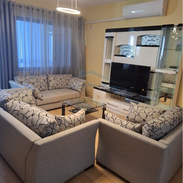 For sale, Apartment 2+1, Yzberisht