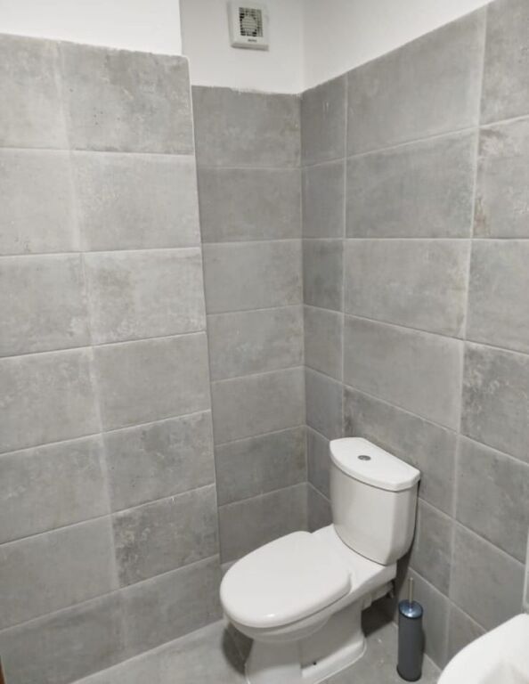Apartment 1+1 for rent, Astir near the Roundabout 400 thousand lek