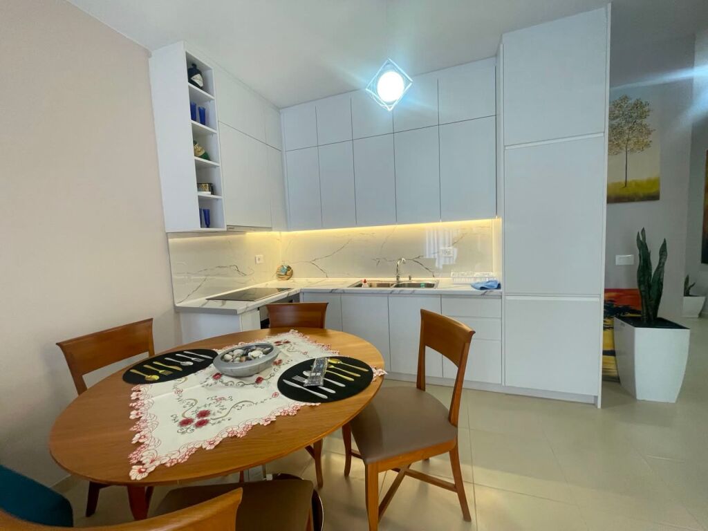 Apartament luksoz me qira në Vlorë