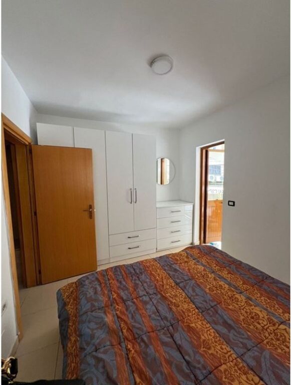 Apartament 1+1+Verandë për Qira tek Fortuzi!