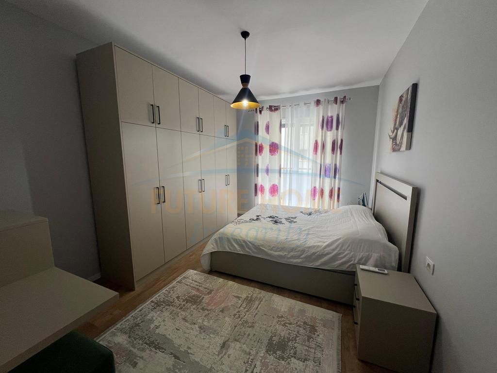 Qera, Apartament 1+1+Post Parkimi, Kompleksi E-88, Tiranë.