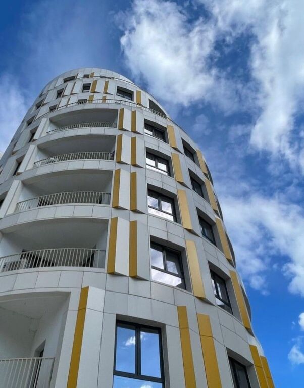 ⚫Shitet Apartament 2+1+2 tek Ultra Tech – Zogu i Zi🦅⚫