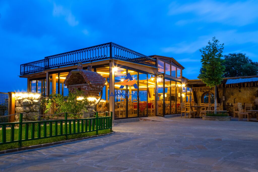 SHITET RESORT 1440M2 "SHESHI MAMICA, PETRELE" 4.000.000 EURO