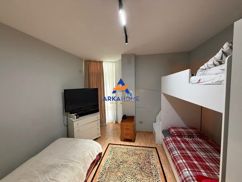 SHITET APARTAMENT 2+1+BALLKON "TE ZOGU I ZI" 230.000 EURO
