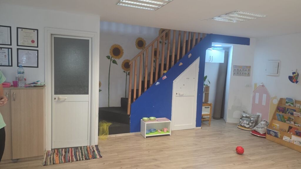 🏢 Ambient Biznesi Duplex për Qira – Liqeni i Thatë, Tiranë