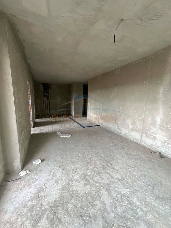 Rent, Apartment 4+1+2 + Parking Space, Green City Astir