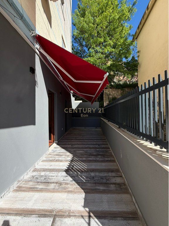 PËR SHITJE APARTAMENT 2+1+2 BANJO DHE VERANDË, SEFER EFENDIU, DURRËS!