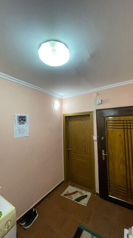 Apartment 1+1+1 Block 6th Floor Existing Building  Price: 40,000 Leke / Month Address: 21 Dhjetori, Near Report Tv