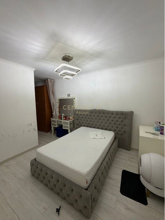 APARTAMENT PER SHITJE 3+1+2 NE KOMUNEN E PARISIT!!!