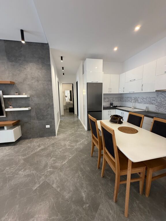 Apartment for rent 2+1+2+parking space in Delijorgj