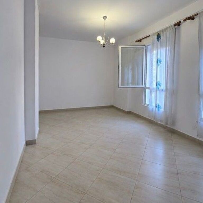 🏡✨ Shitet Apartament 2+1+2 – Pazari i Ri ✨🏡