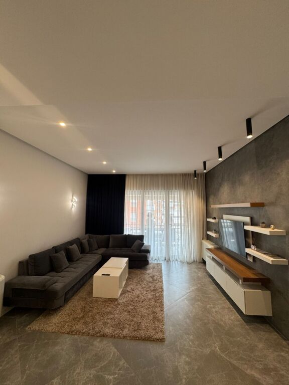 Apartment 2+1+2+parking for rent in Delijorgji Complex