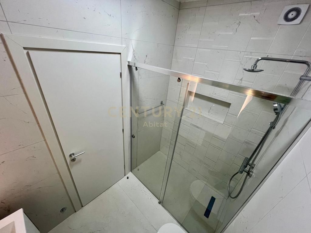 FOR RENT, MODERN APARTMENT 2+1+2 with PARKING SPACE, PAZARI RI ‼️ 1,300 € /Month